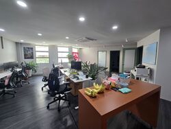 Tank Road (D9), Office #572529151